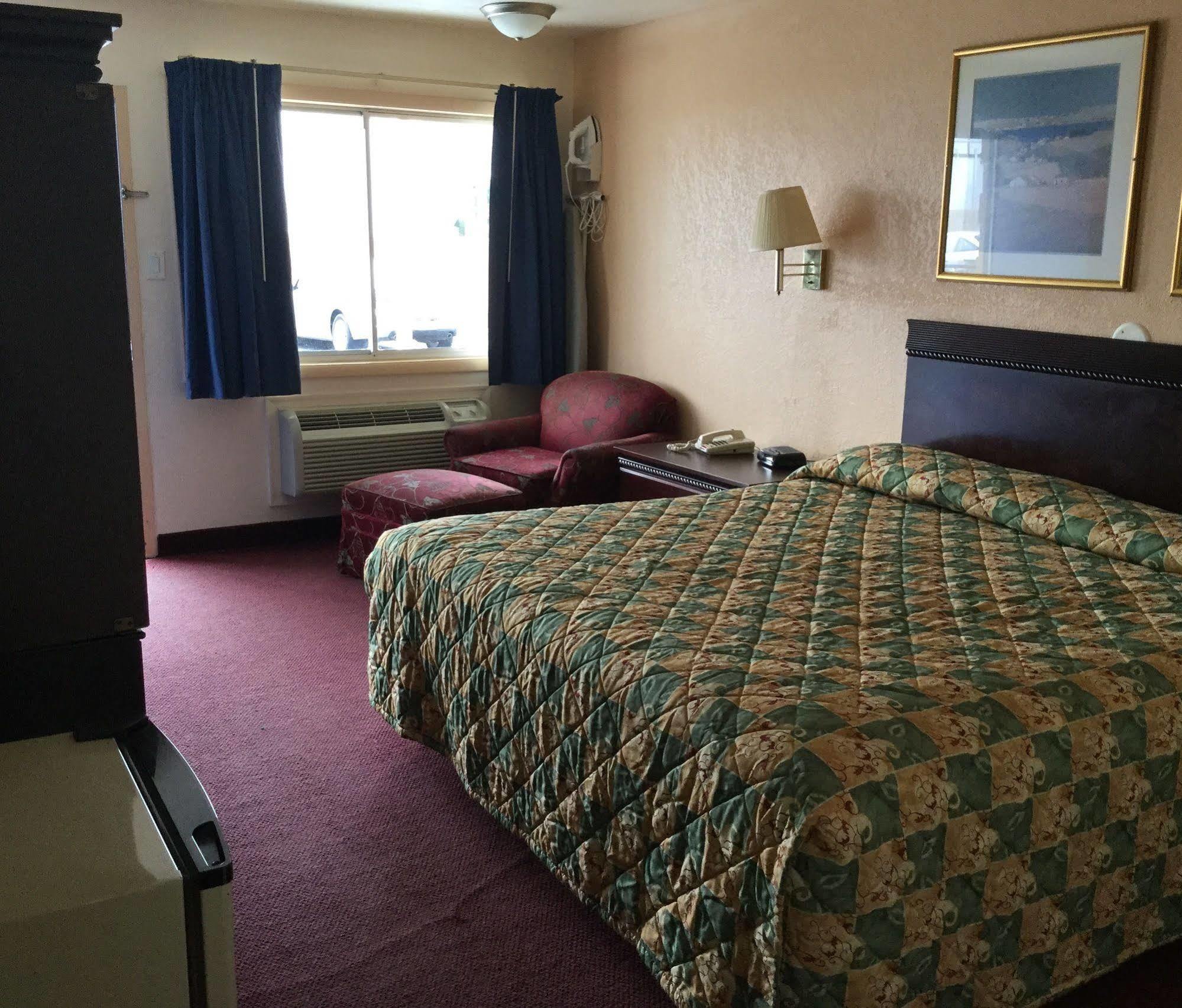 Belmont Inn And Suites Hampton Esterno foto